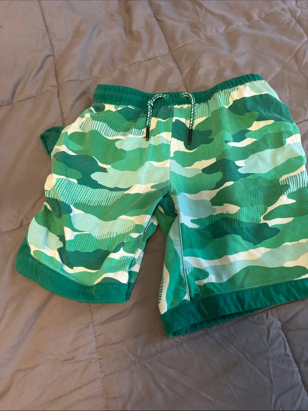 🟢10/$10 - swim trunks